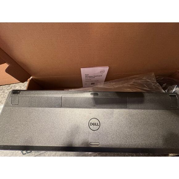 Dell KM5221W Pro Wireless Keyboard & Mouse Combo – Black – NEW in box never used - Picture 14 of 16